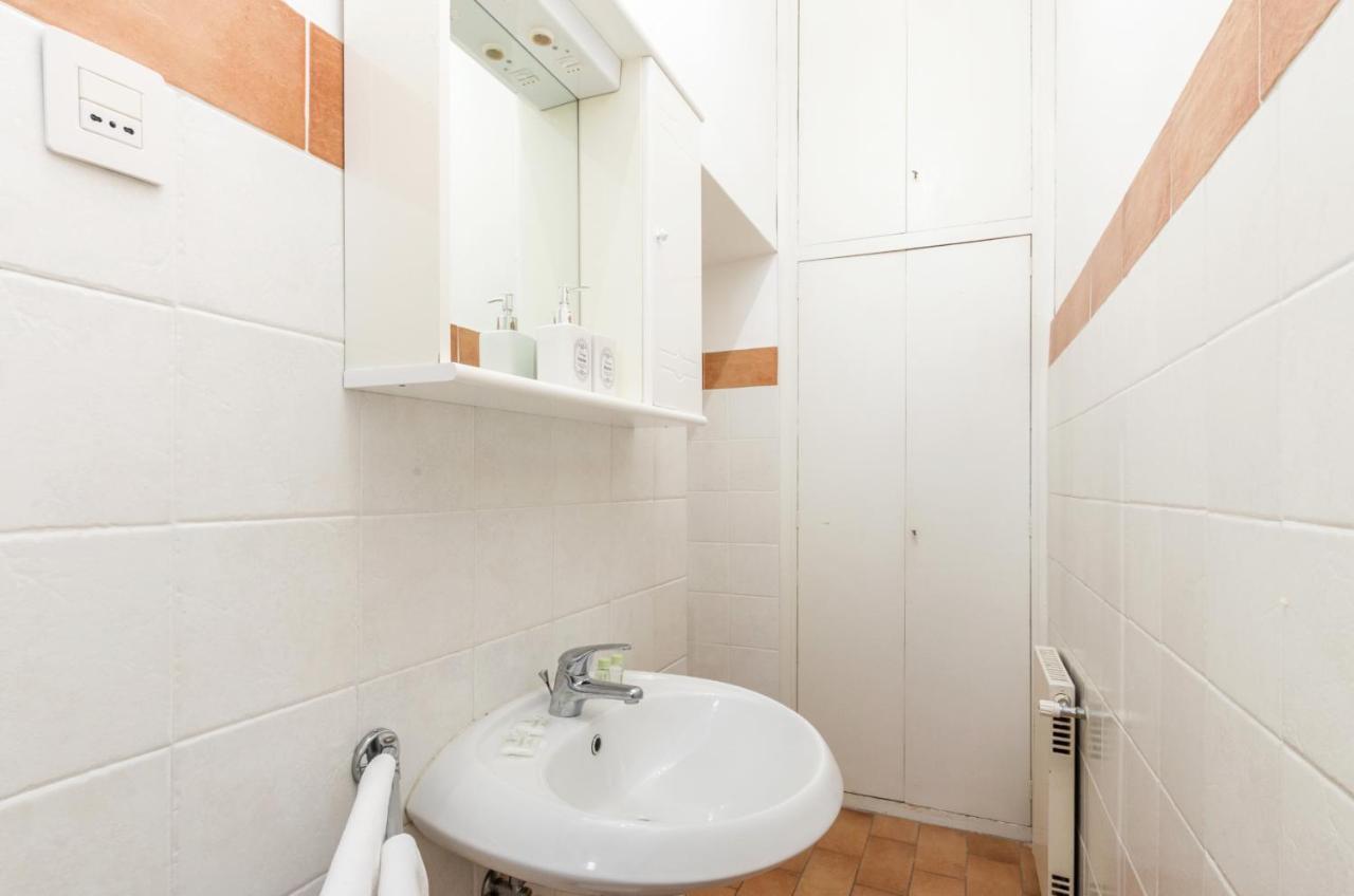 Riari 59 Rome Trastevere - Rome Vacation M&D Екстер'єр фото